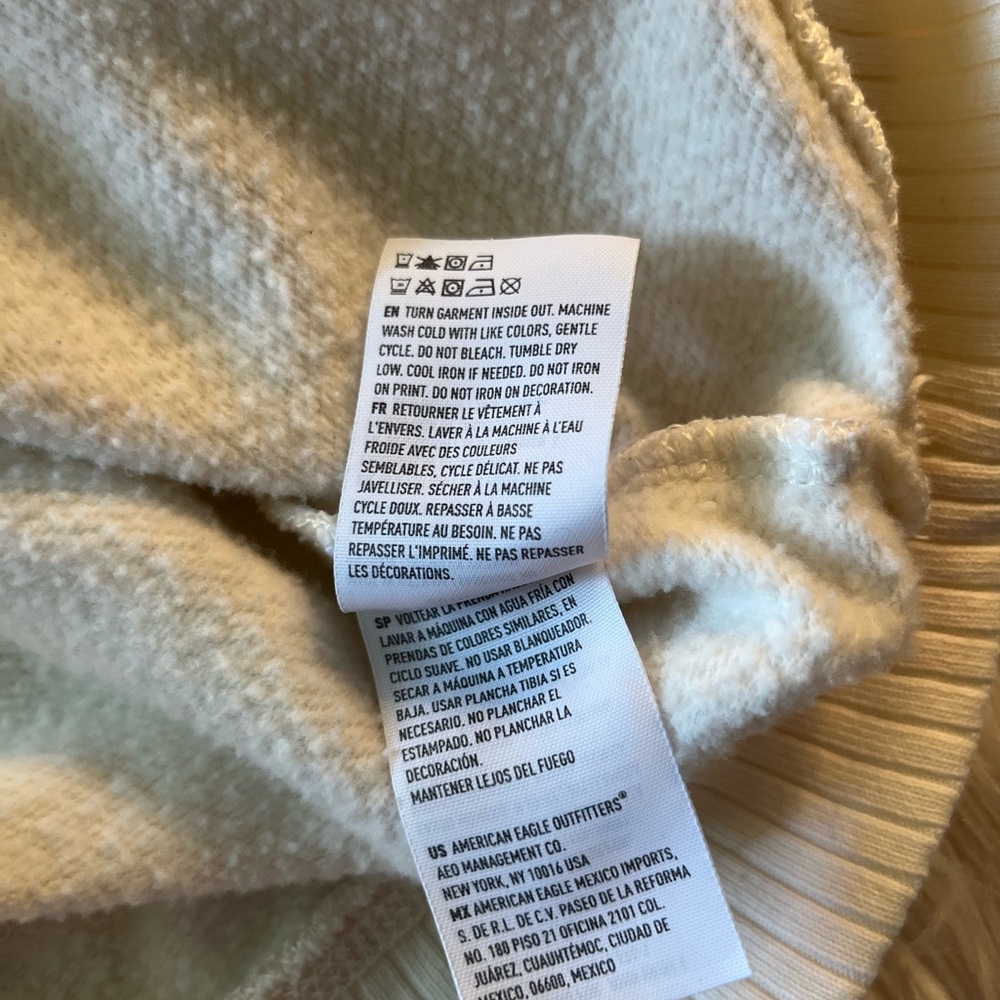 American Eagle Anything is Possible Graphic Sweatshirt - Picture 10 of 13
